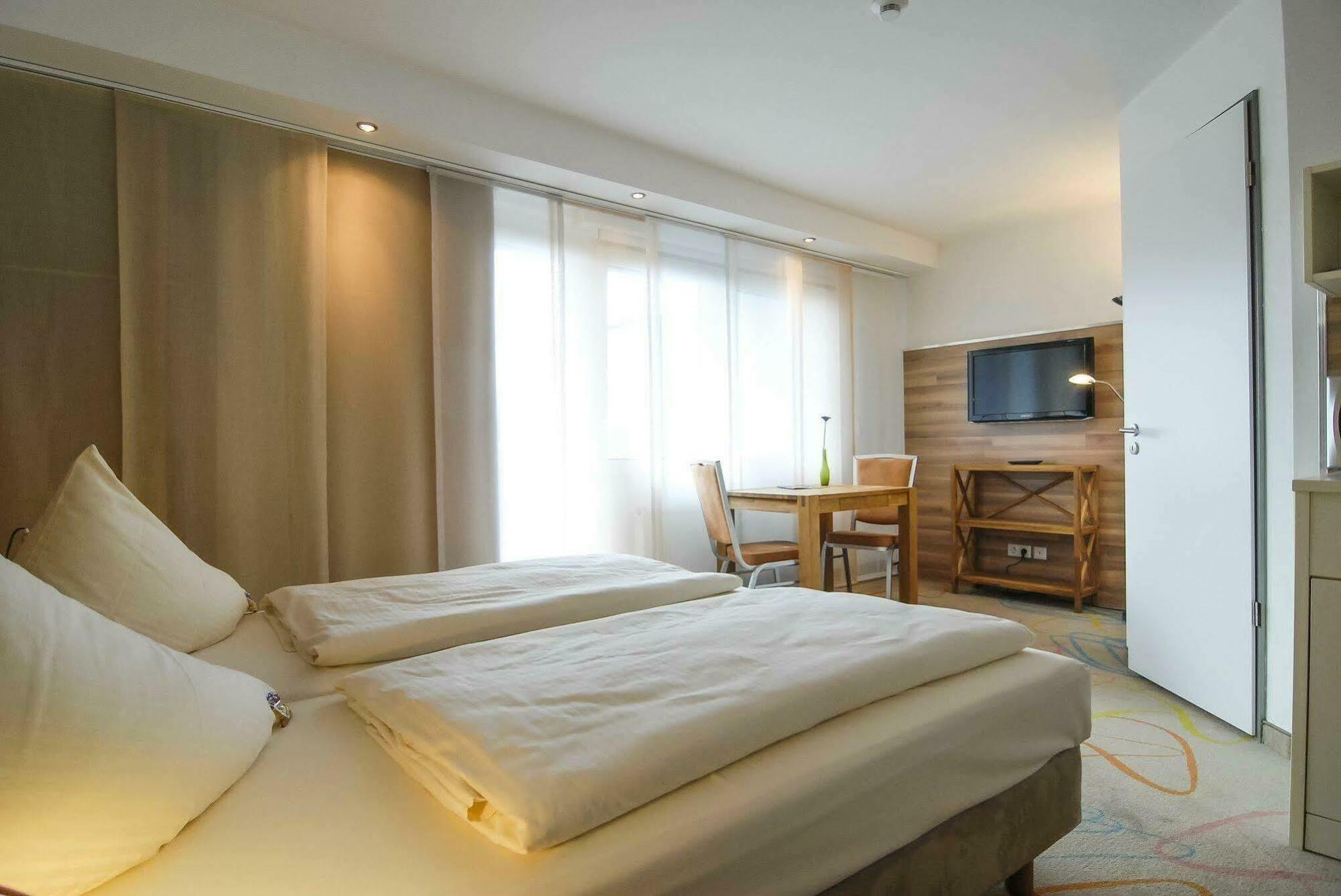 Petul Apart Hotel City Garden Essen Eksteriør billede